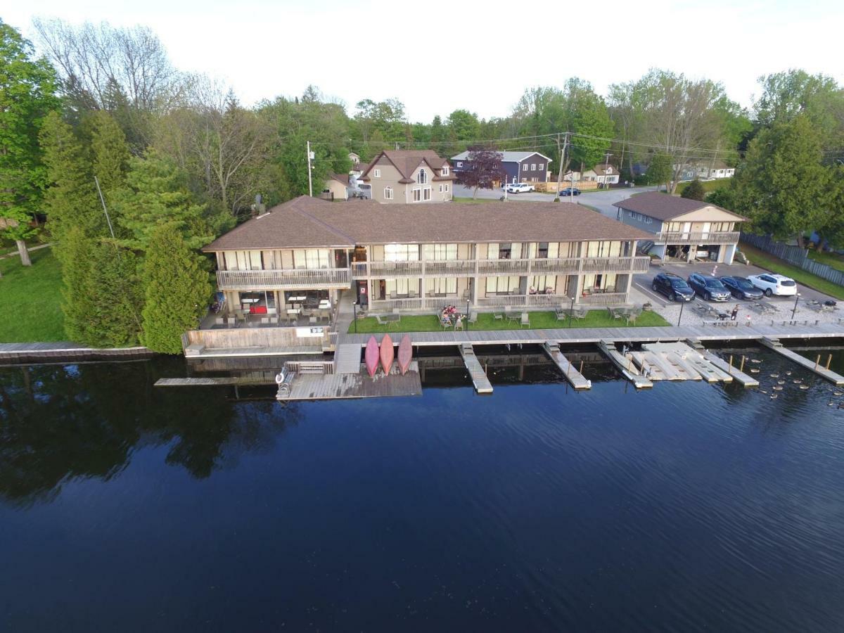 Kit Wat Motel & Marina Sauble Beach Exteriör bild